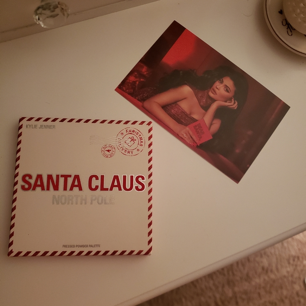 Kylie cosmetics holiday box and postcard